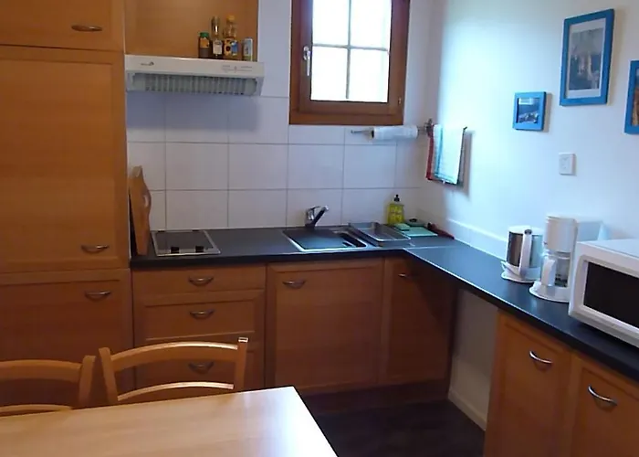 Cave De Moratel 3* Cully